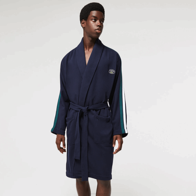 azul marino 166 VVL0A1401 hombres Lacoste bata de piqué de algodón con insignias texturizadas de inspiración deportiva