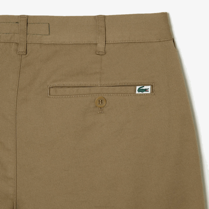 beige cb8 VVL0A431 hombres Lacoste bermudas slim fit de algodón elástico