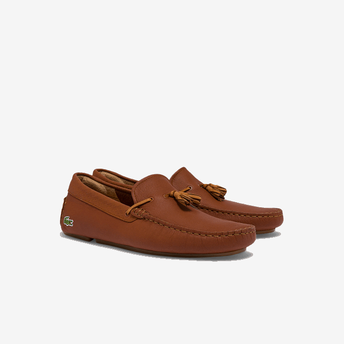 chicle marrón 524 VVL0A1843 hombres Lacoste mocasín piloto de piel con borlas grabadas