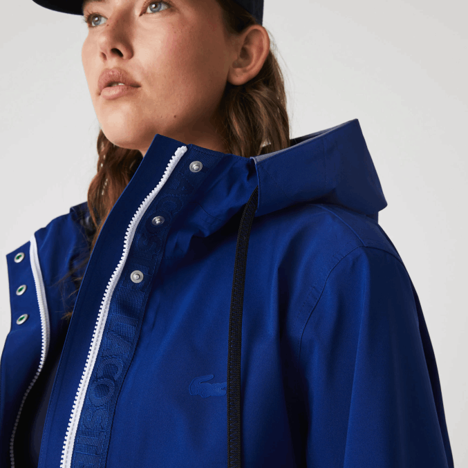bdm azul VVL0A2628 mujer Lacoste parka impermeable larga con capucha