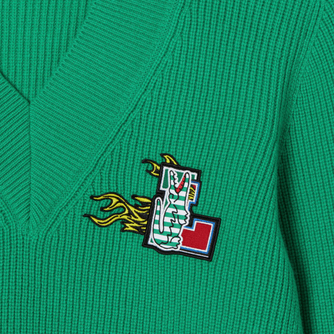 ldm verde VVL0A2643 mujer Lacoste jersey de lana con cuello de pico y placa de cómic